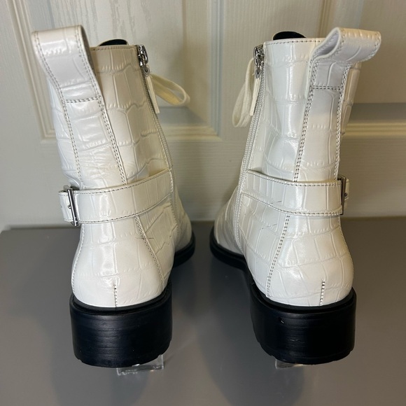 🤍”Aerosoles” Women’s Amie White Lace Up Ankle Boots w/Side Zipper& Chunky Sole🤍 - Picture 6 of 15